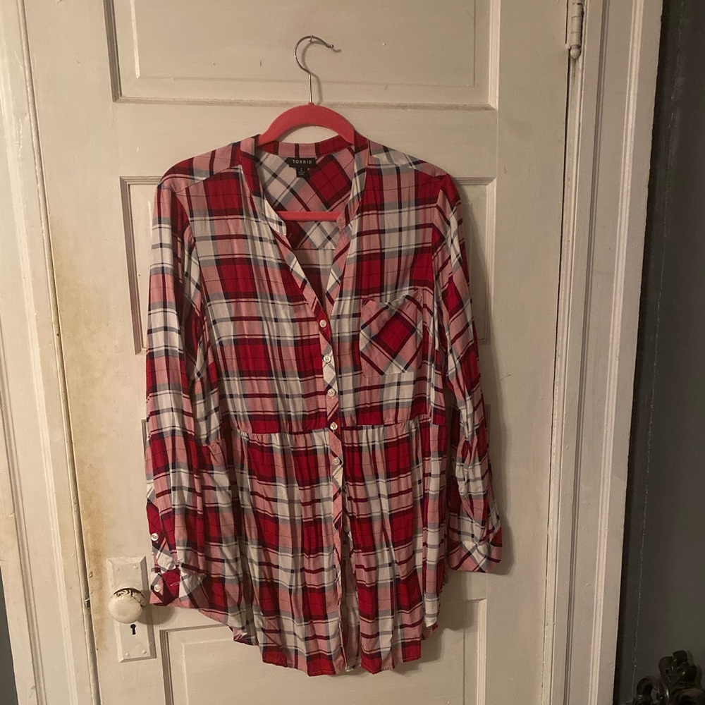 Women's Red Plaid Button-Front Tunic Top